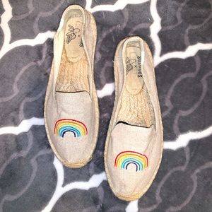 🌈 Soludos Rainbow Embroidered Espadrilles 🌈
